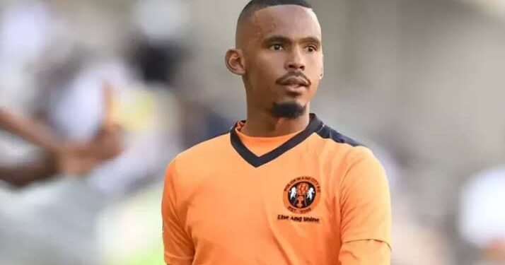 Kaizer Chiefs Secure Rising Talent Oswin Apollis on Multi-Year Deal