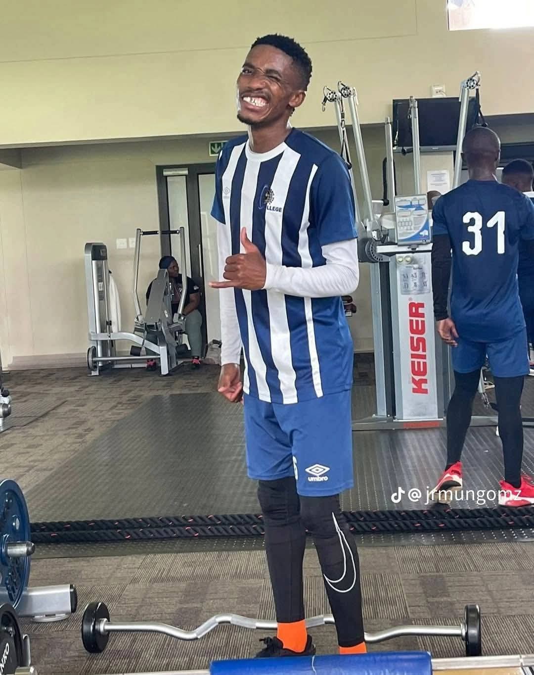 Monnapule Saleng Commits to Orlando Pirates: Two More Years of the Buccaneers’ Star Power