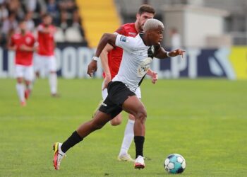 Kaizer Chiefs completed the signing of new midfielder